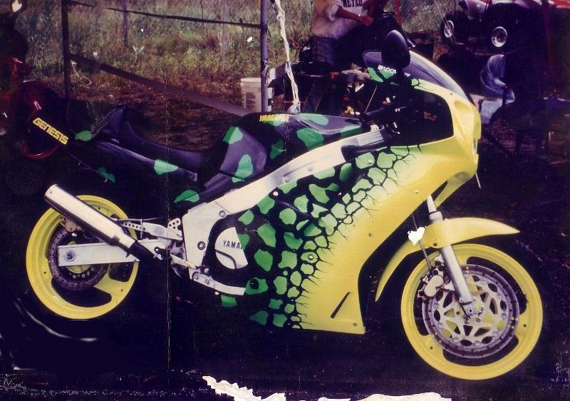 1988 FZR 1000